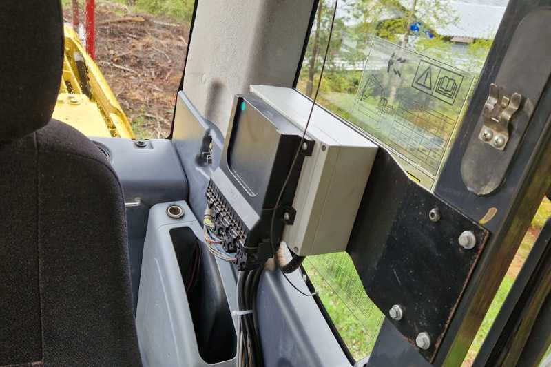 OmecoHub - Immagine KOMATSU PC240NLC-8